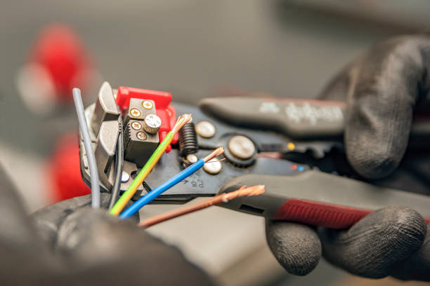 Best Affordable Electrician  in Manhasset Hills, NY