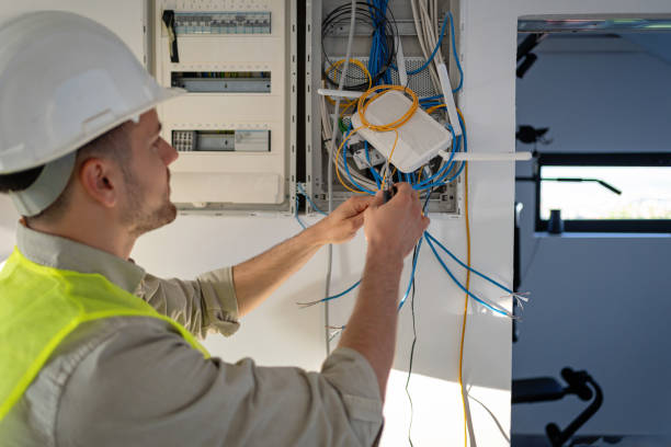 Best Licensed Electrician  in Manhasset Hills, NY